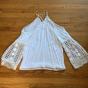 Cold shoulder top